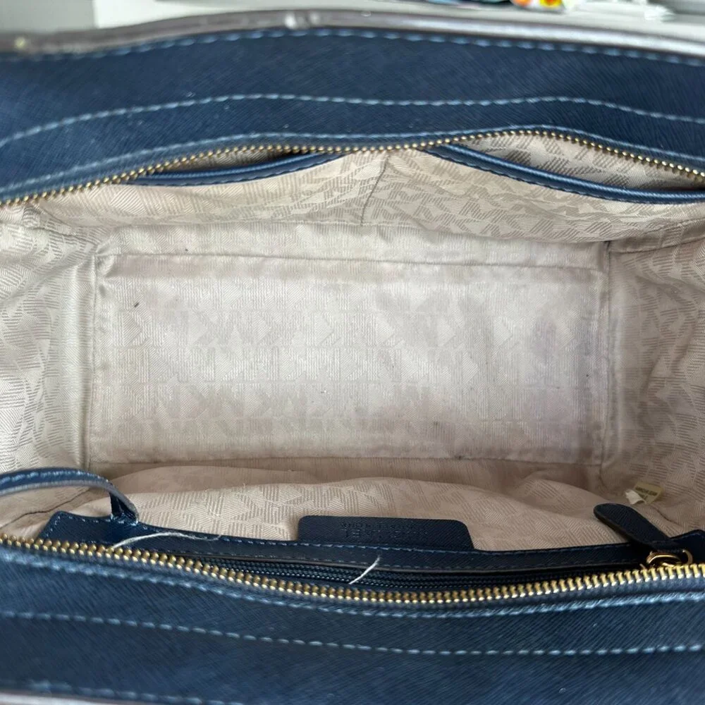 Michael Kors Selma Saffiano Leather Satchel Messenger Handbag Medium Navy Blue